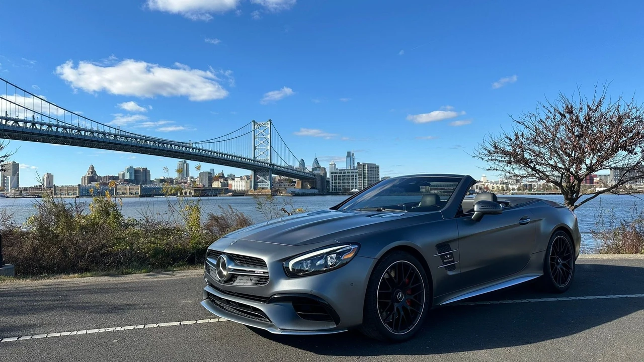 2018 Mercedes-Benz R231 SL 63 & SL 65 AMG - Image 2 of 7