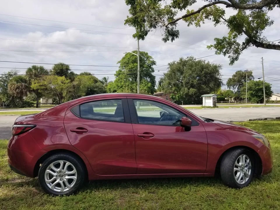 2018 Scion iA - Image 5 of 18