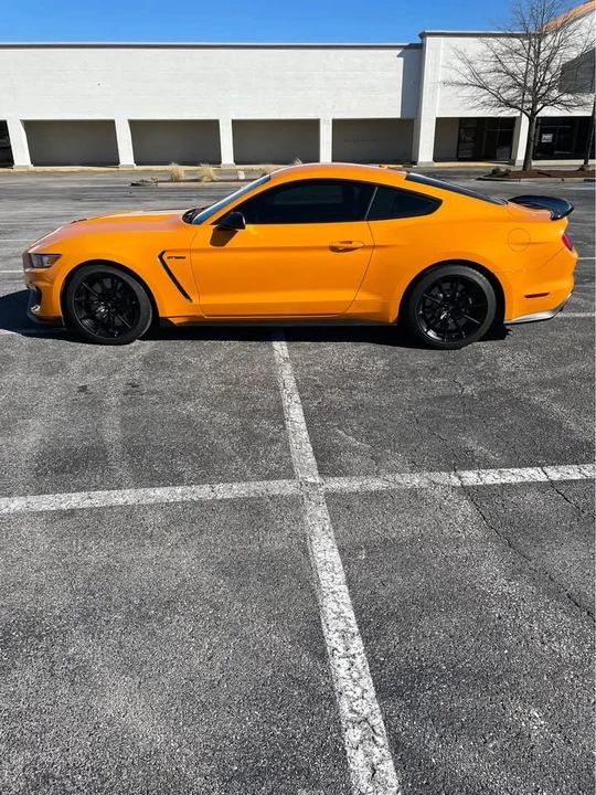2018 Shelby GT350 - Image 3 of 10