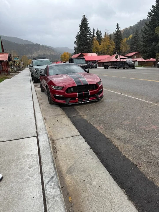 2018 Shelby GT350 - Image 2 of 4