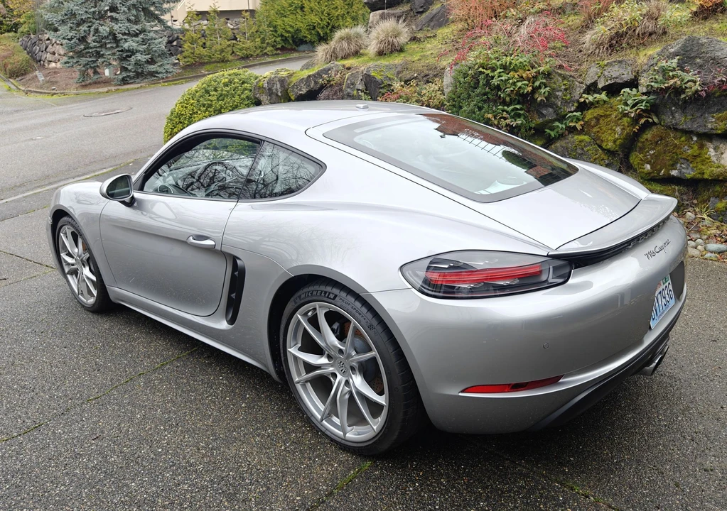 2018 Porsche 718 Cayman - Image 22 of 24