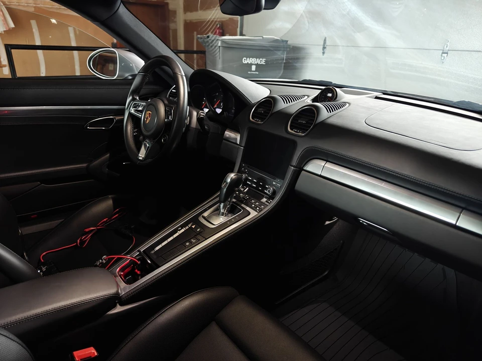 2018 Porsche 718 Cayman - Image 10 of 24
