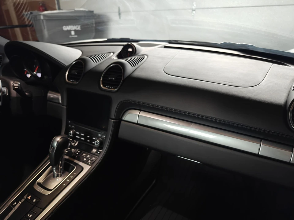 2018 Porsche 718 Cayman - Image 11 of 24