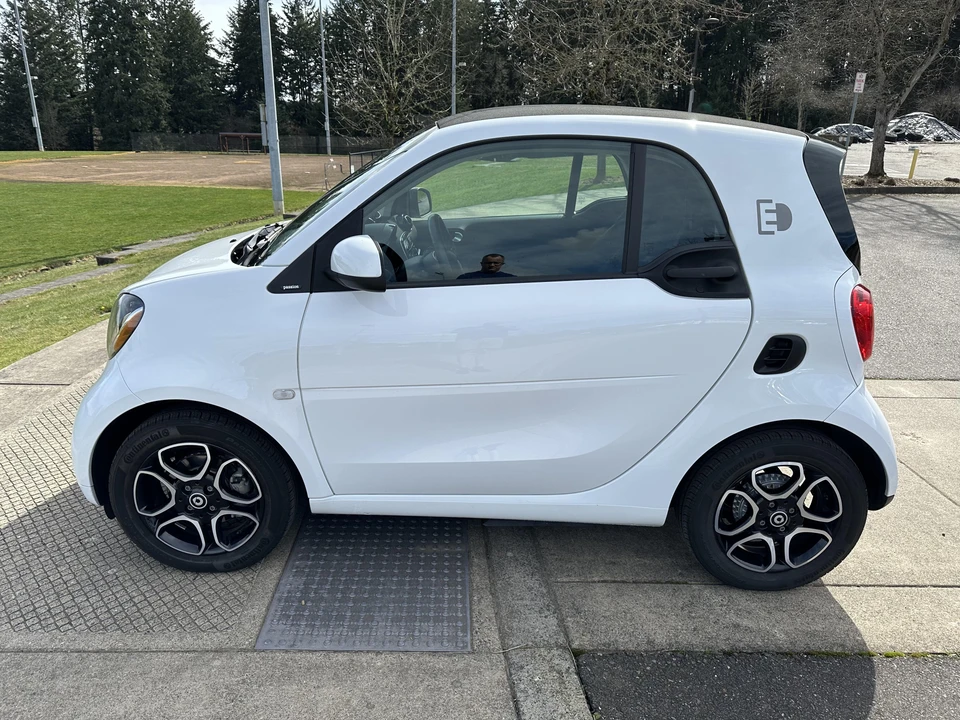 2018 Smart Fortwo 3rd Gen - Image 7 of 25