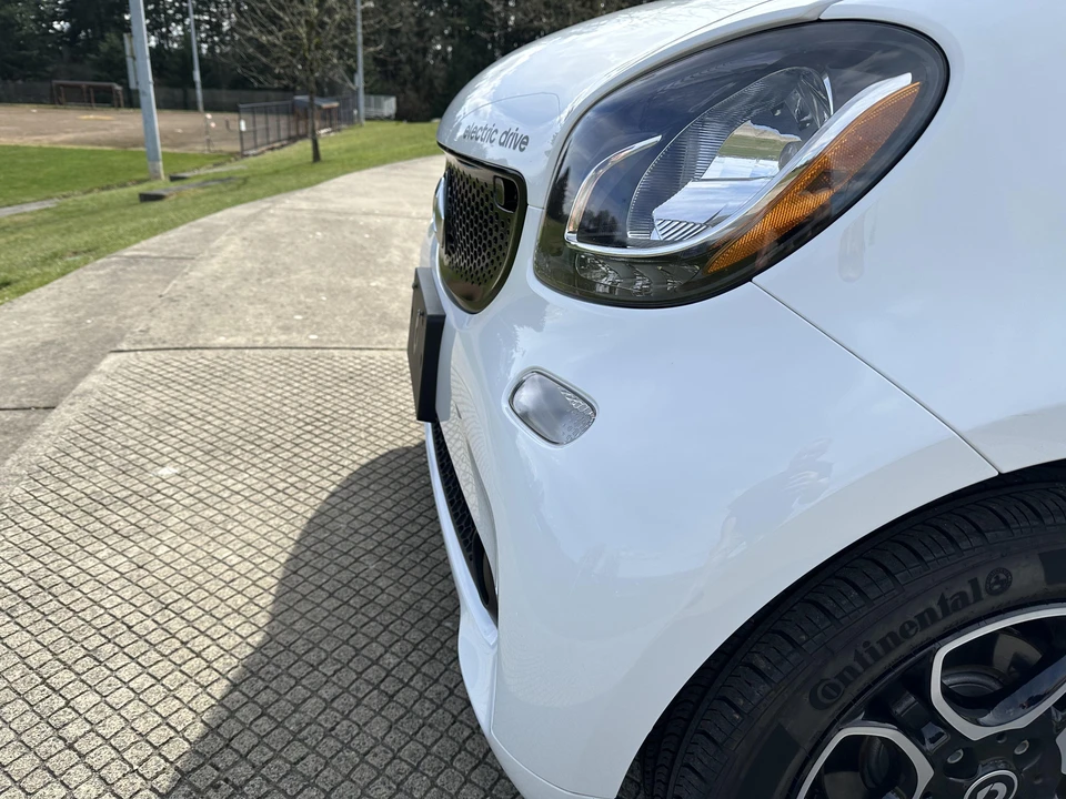 2018 Smart Fortwo 3rd Gen - Image 13 of 25