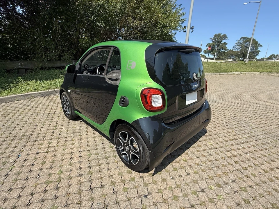 2018 Smart Fortwo 3rd Gen - Image 3 of 16