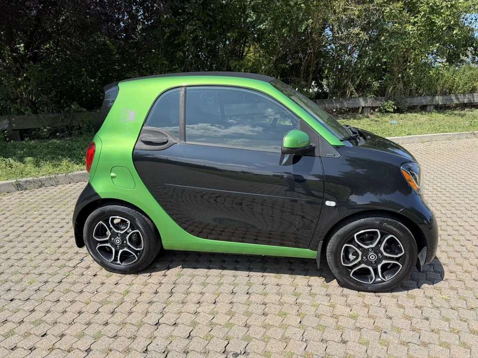 2018 Smart Fortwo 3rd Gen - Image 6 of 16
