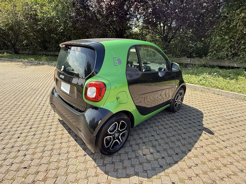 2018 Smart Fortwo 3rd Gen - Image 7 of 16