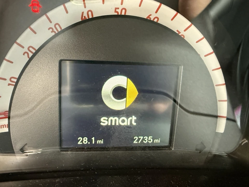 2018 Smart Fortwo 3rd Gen - Image 9 of 16