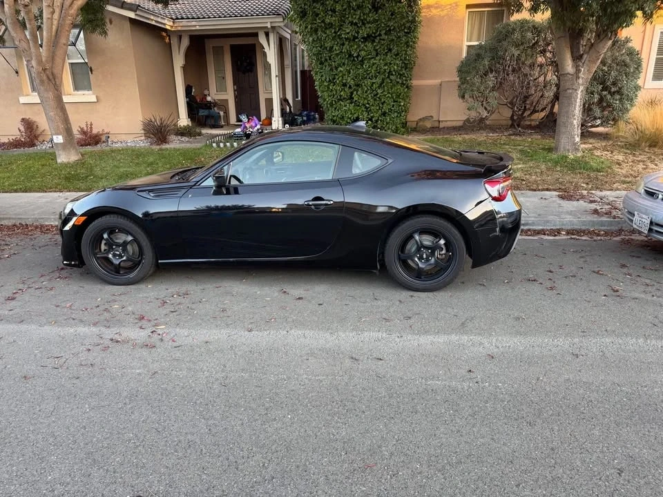 2018 Subaru BRZ 1st Gen - Image 3 of 10