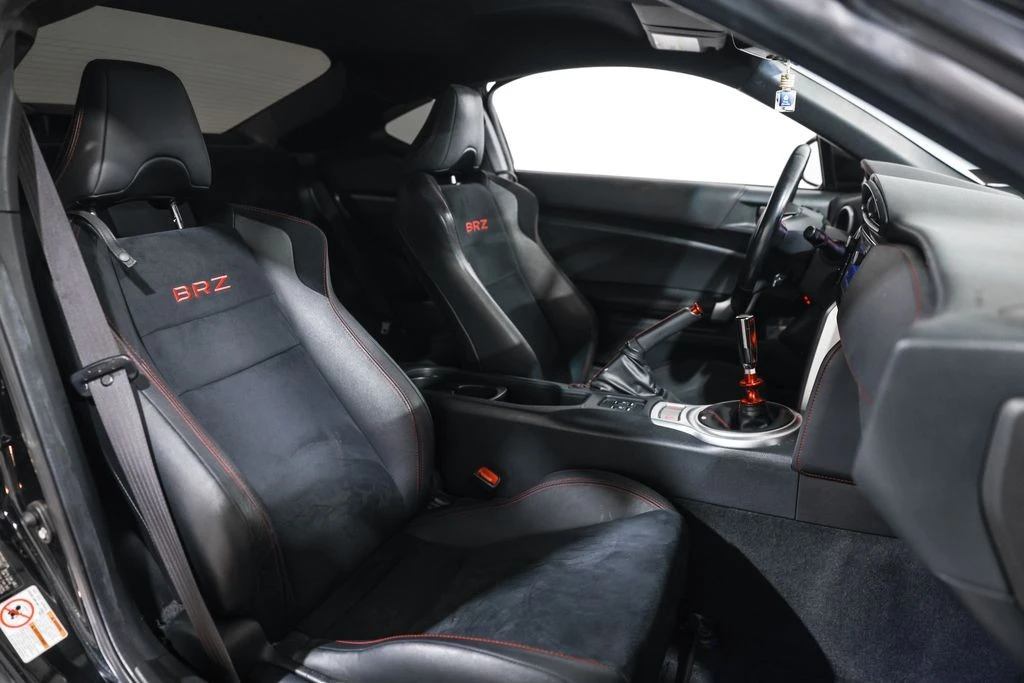 2018 Subaru - Image 21 of 31