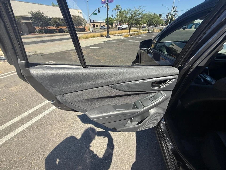 2018 Subaru Crosstrek 2nd Gen - Image 16 of 27