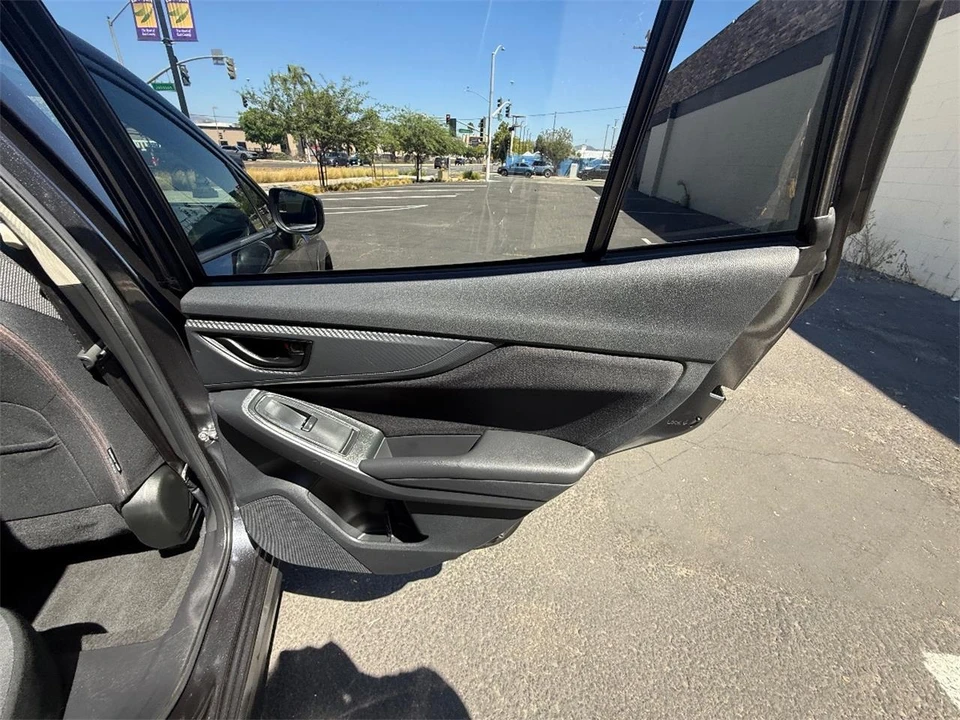 2018 Subaru Crosstrek 2nd Gen - Image 17 of 27