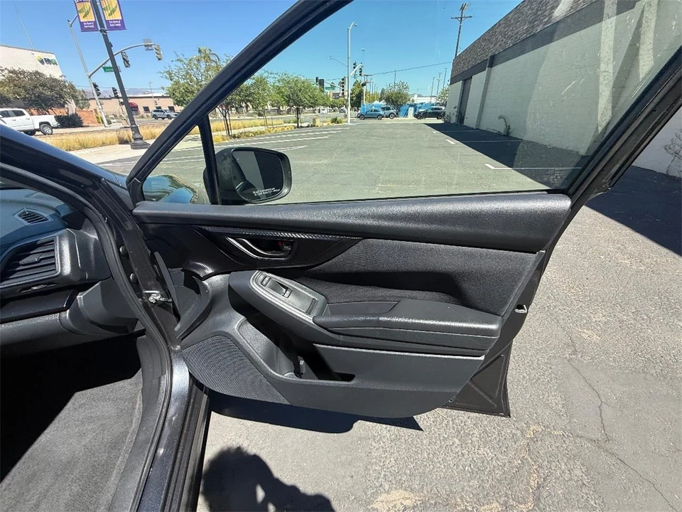 2018 Subaru Crosstrek 2nd Gen - Image 14 of 27