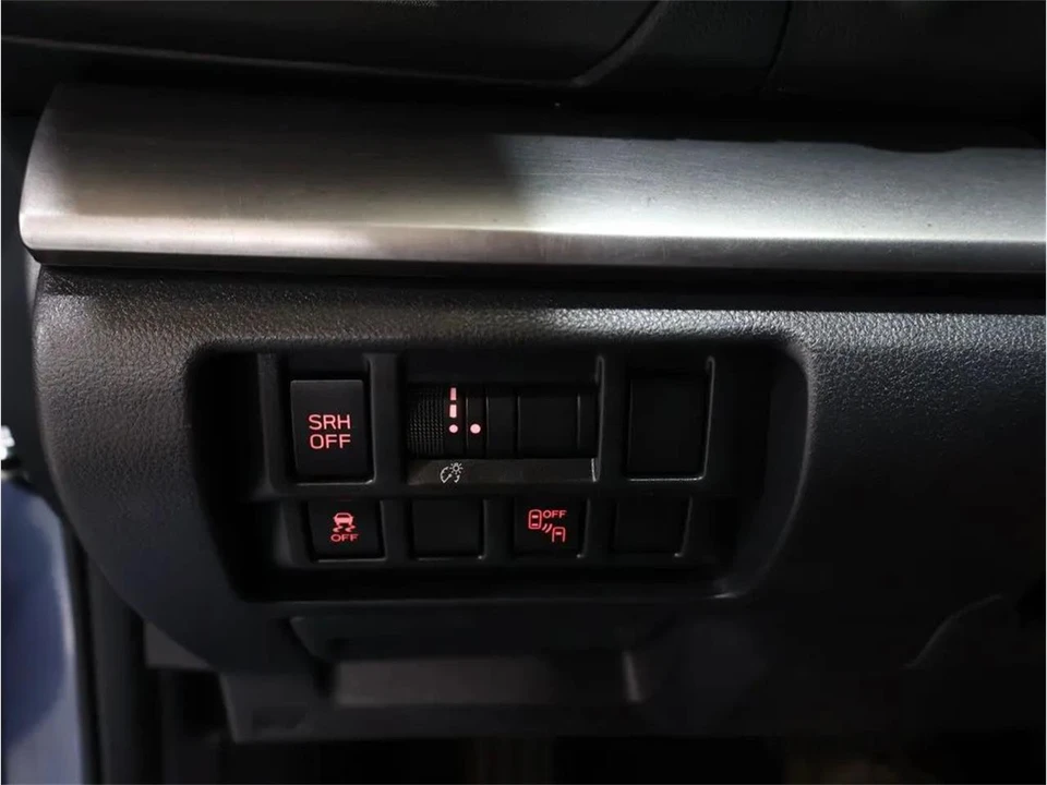2018 Subaru Crosstrek 2nd Gen - Image 12 of 31