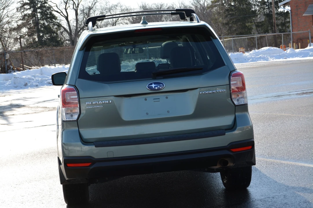 2018 Subaru Crosstrek 2nd Gen - Image 5 of 19