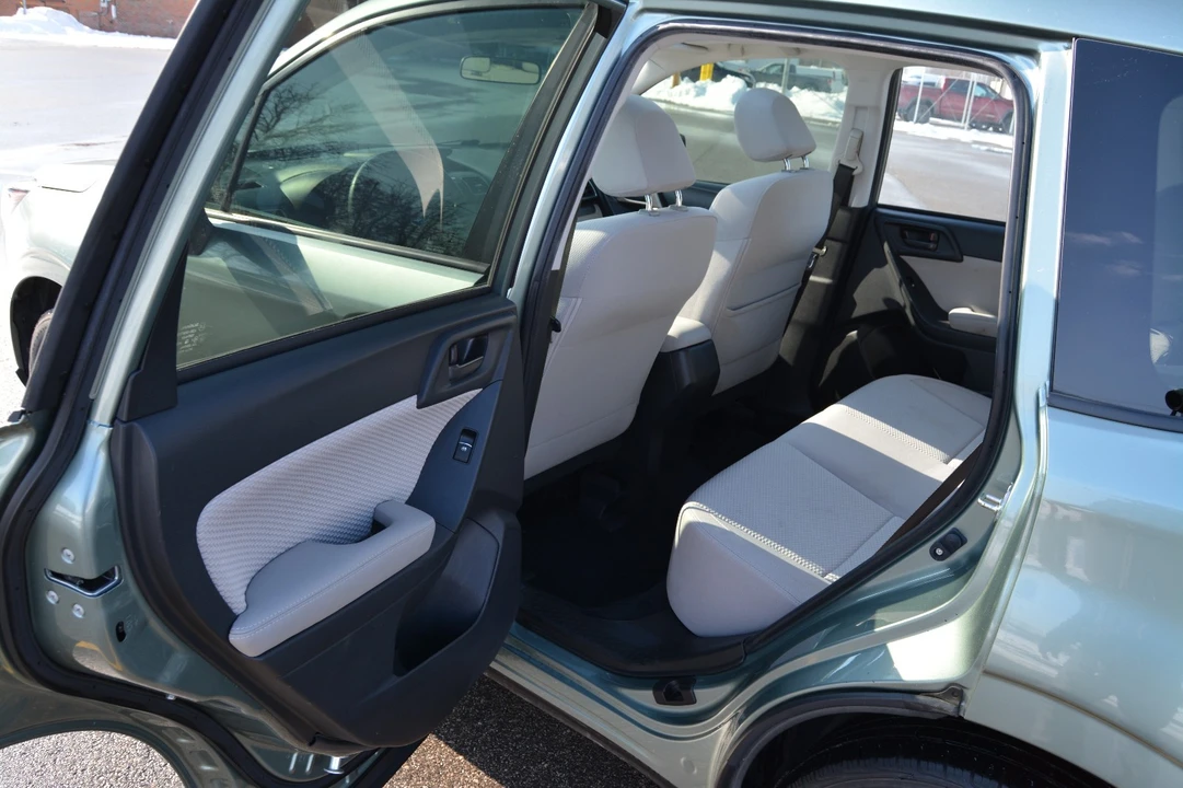 2018 Subaru Crosstrek 2nd Gen - Image 12 of 19