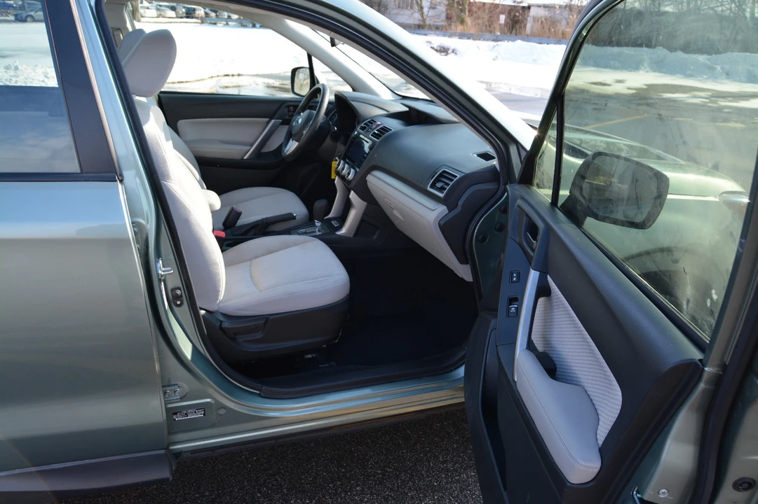 2018 Subaru Forester 4th Gen - Image 16 of 20