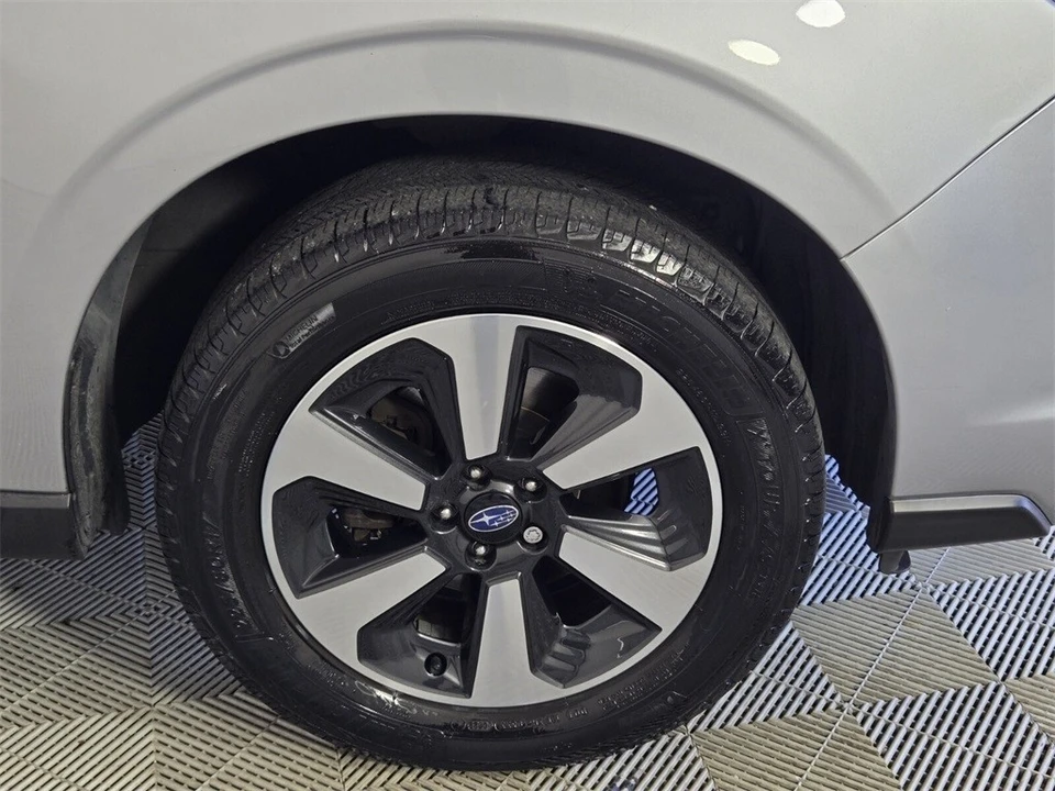 2018 Subaru Forester 4th Gen - Image 17 of 21