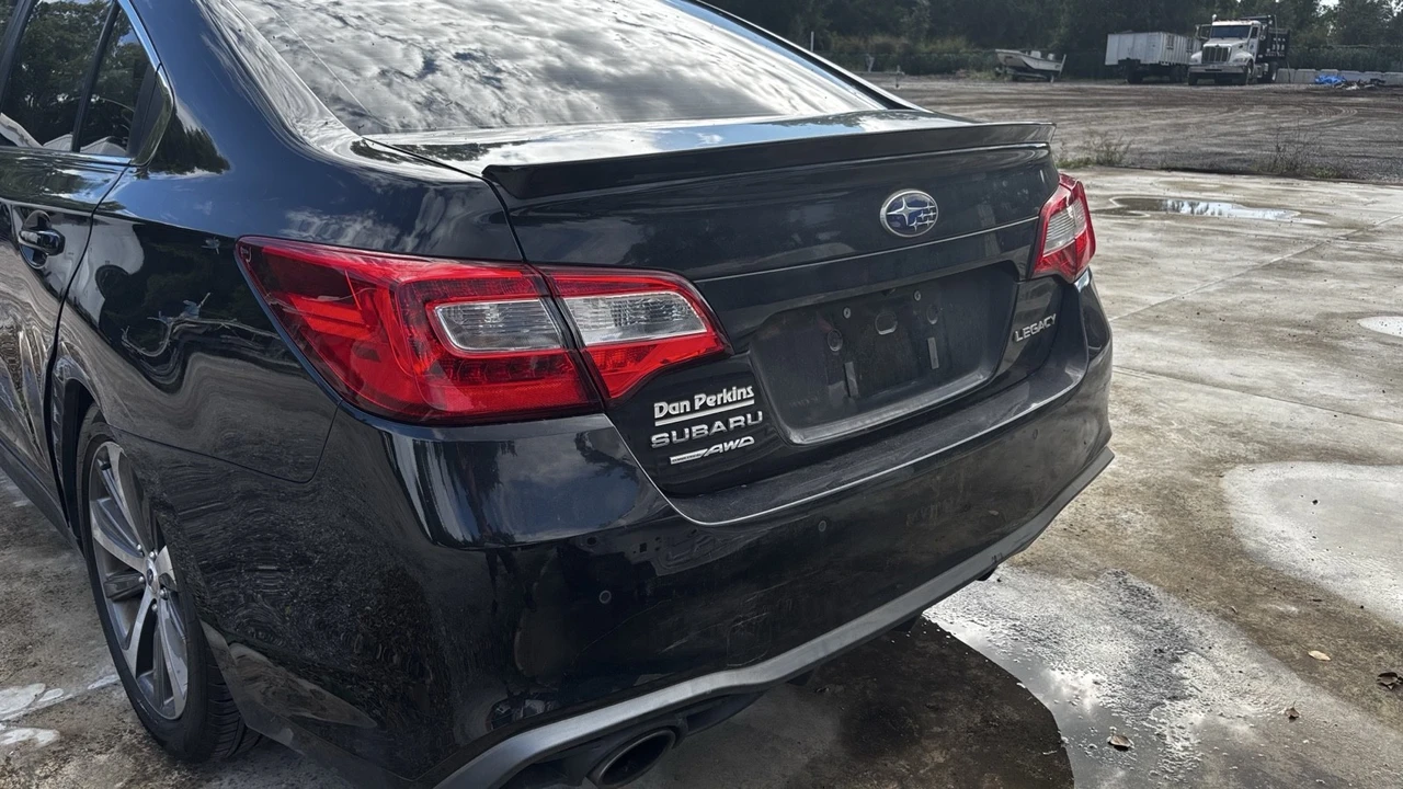 2018 Subaru Legacy 6th Gen - Image 4 of 11
