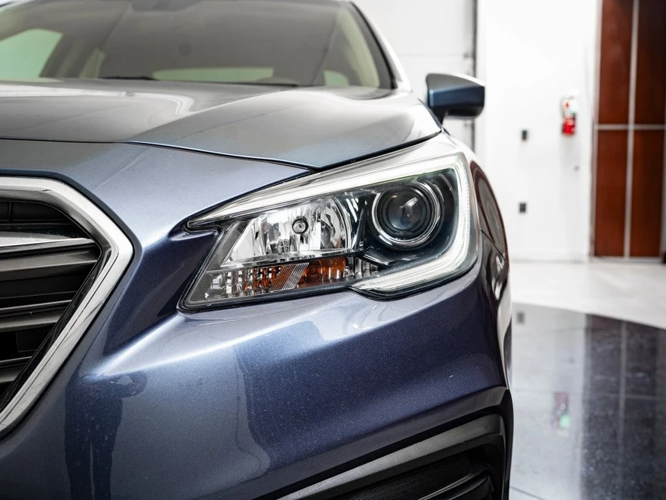 2018 Subaru Legacy 6th Gen - Image 15 of 21
