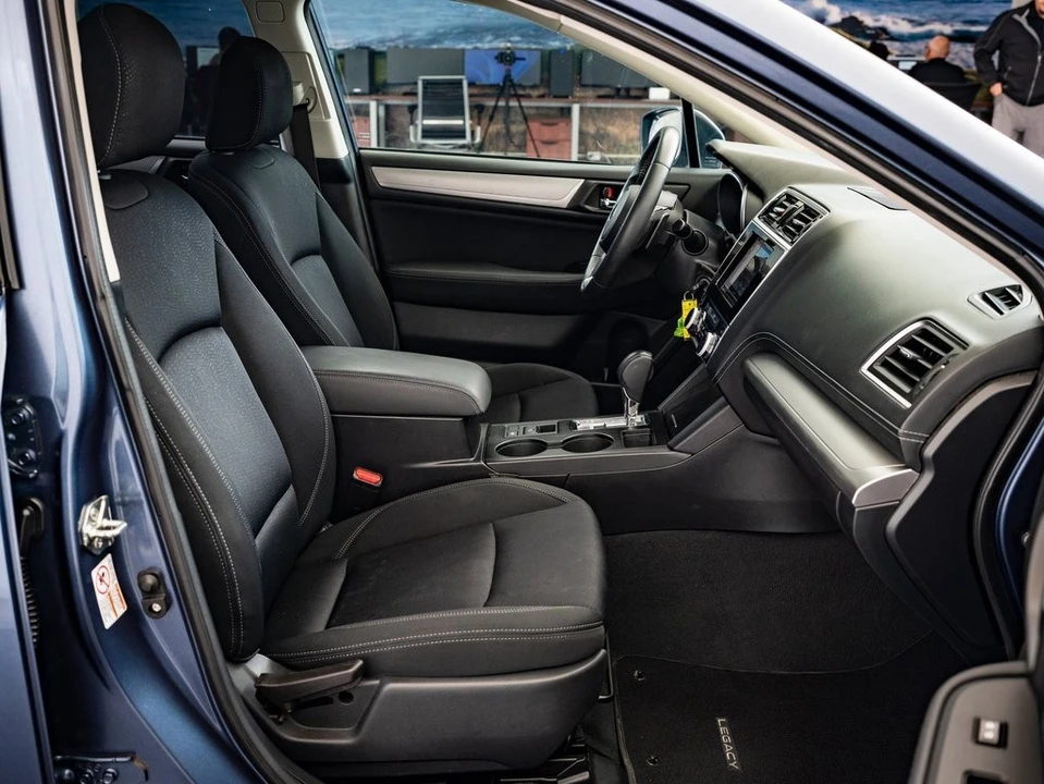 2018 Subaru Legacy 6th Gen - Image 19 of 21