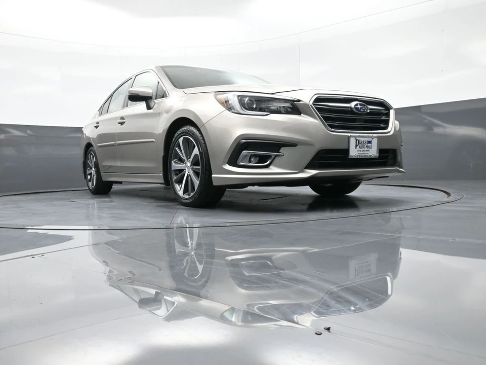 2018 Subaru Legacy 6th Gen - Image 27 of 31