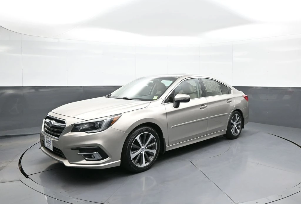 2018 Subaru Legacy 6th Gen - Image 10 of 31