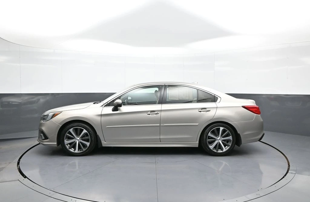 2018 Subaru Legacy 6th Gen - Image 9 of 31
