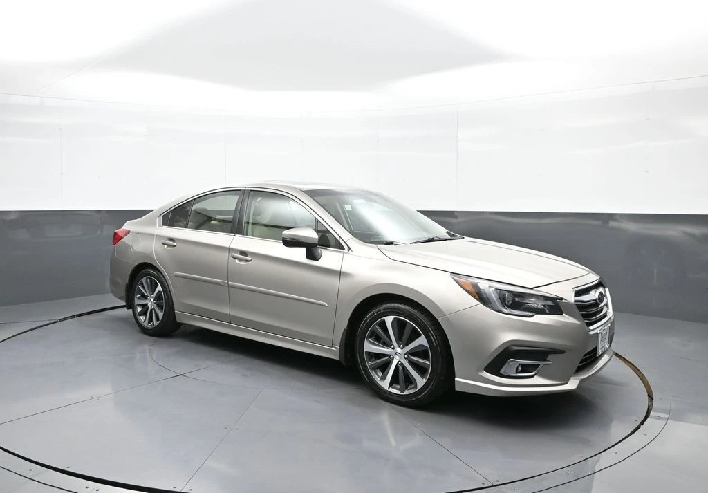 2018 Subaru Legacy 6th Gen - Image 4 of 31
