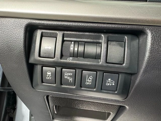 2018 Subaru Legacy 6th Gen - Image 15 of 21