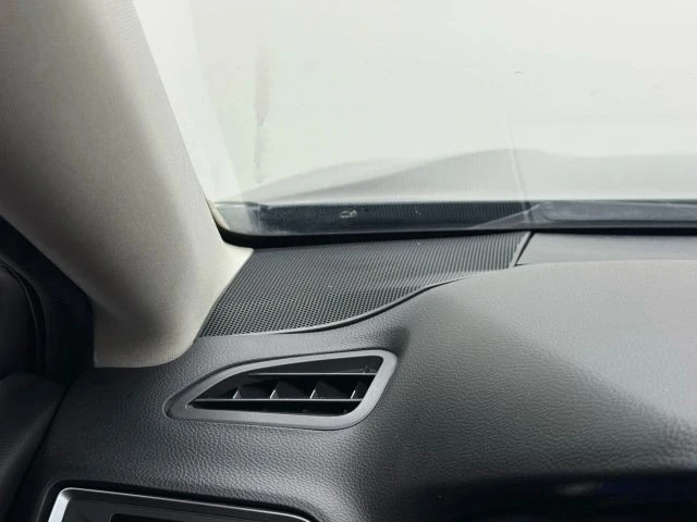 2018 Subaru Legacy 6th Gen - Image 5 of 9