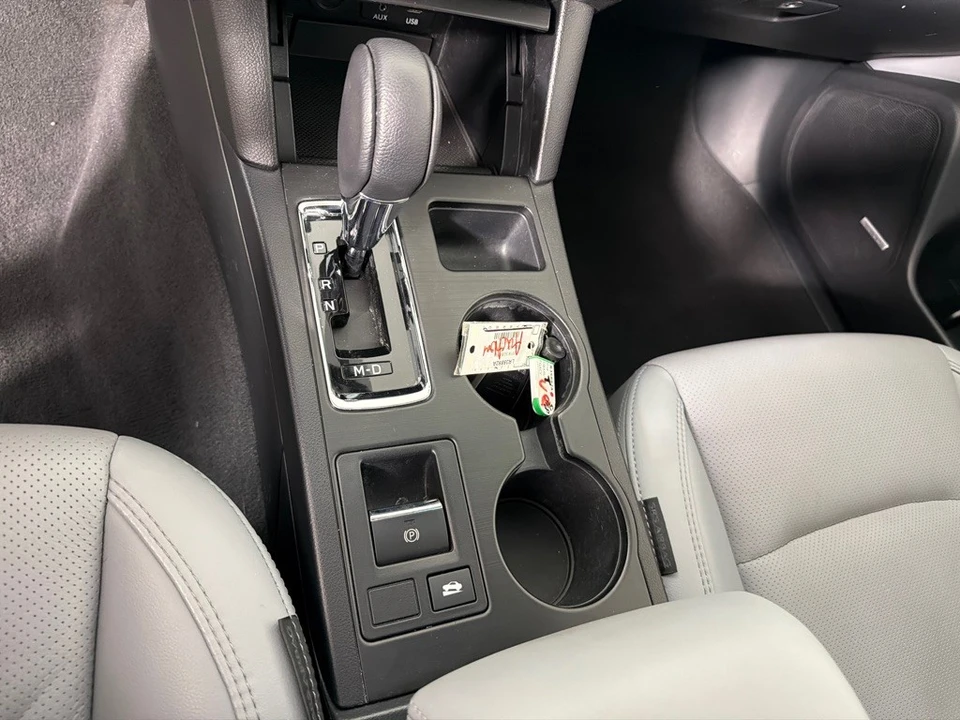 2018 Subaru Legacy 6th Gen - Image 19 of 27