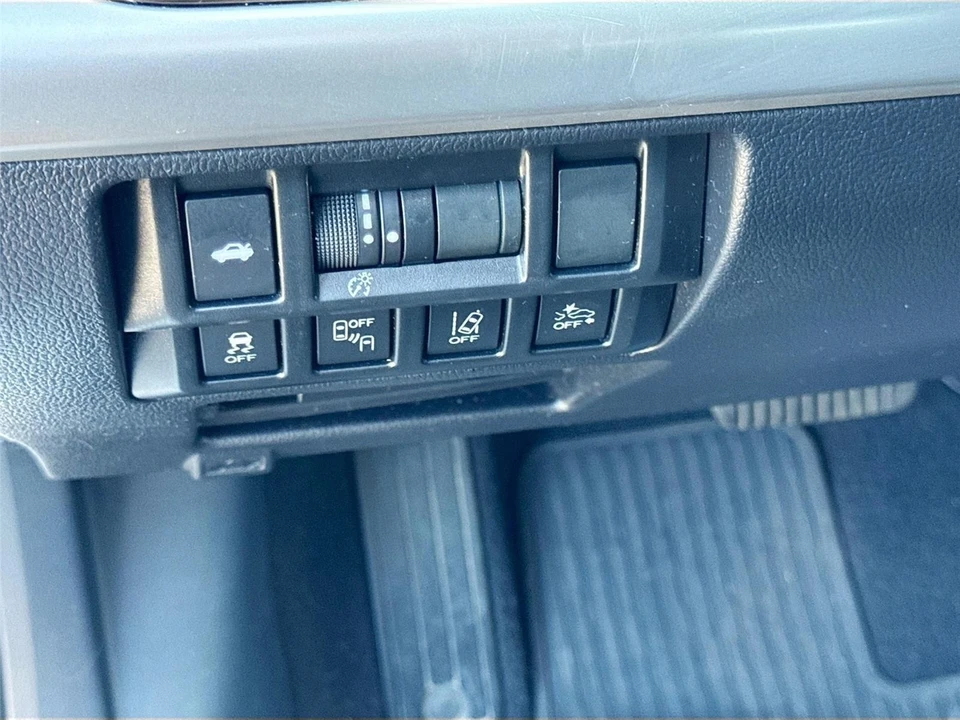 2018 Subaru Legacy 6th Gen - Image 8 of 21