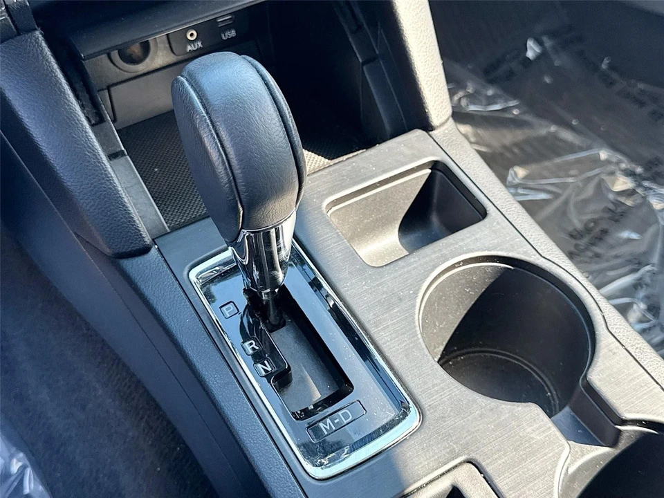 2018 Subaru Legacy 6th Gen - Image 15 of 21