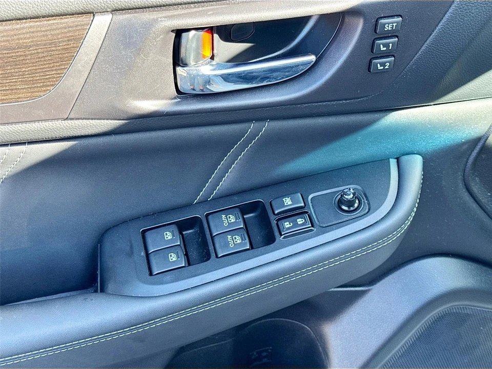 2018 Subaru Legacy 6th Gen - Image 16 of 21
