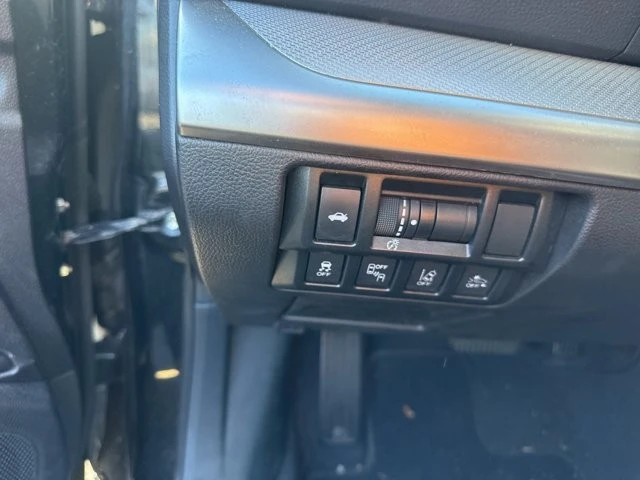 2018 Subaru Legacy 6th Gen - Image 9 of 12