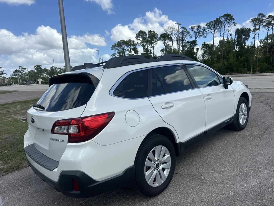 2018 Subaru Outback 5th Gen - Image 4 of 11