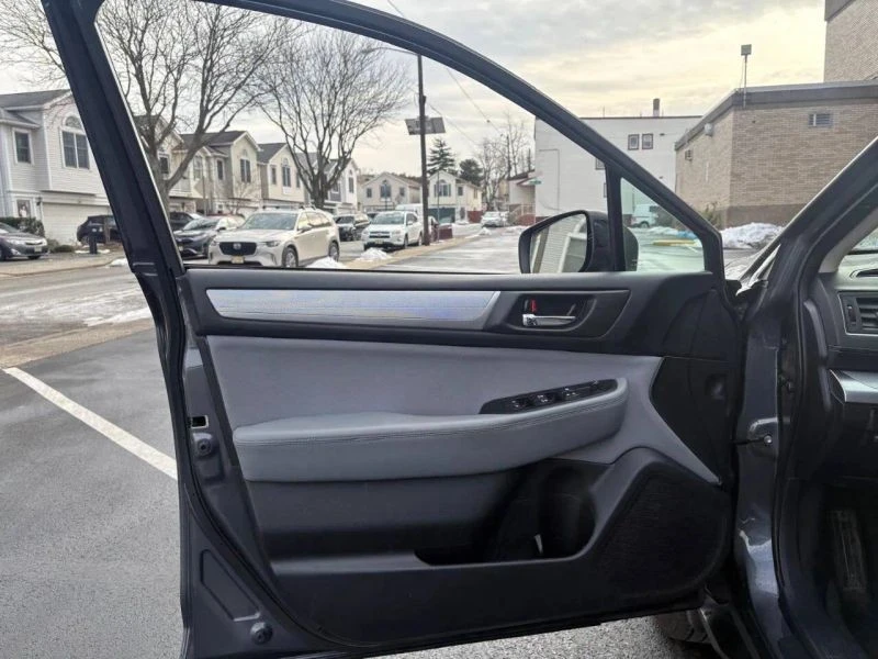 2018 Subaru Outback 5th Gen - Image 9 of 12