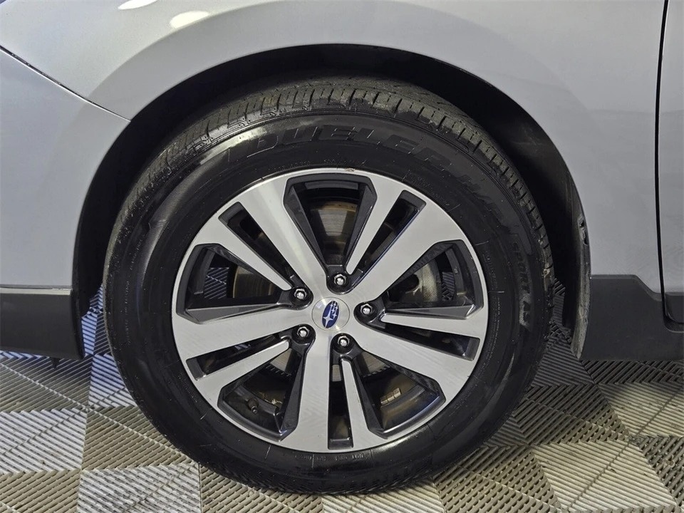 2018 Subaru Outback 5th Gen - Image 5 of 12