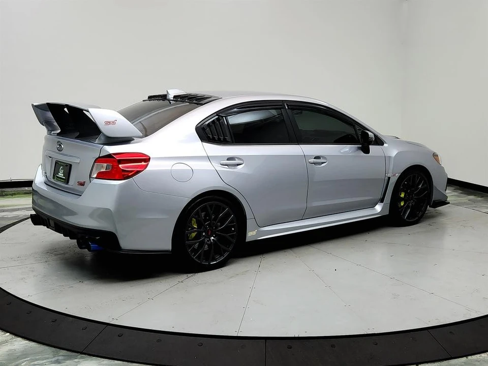 2018 Subaru Impreza WRX STi 3rd Gen - Image 5 of 12
