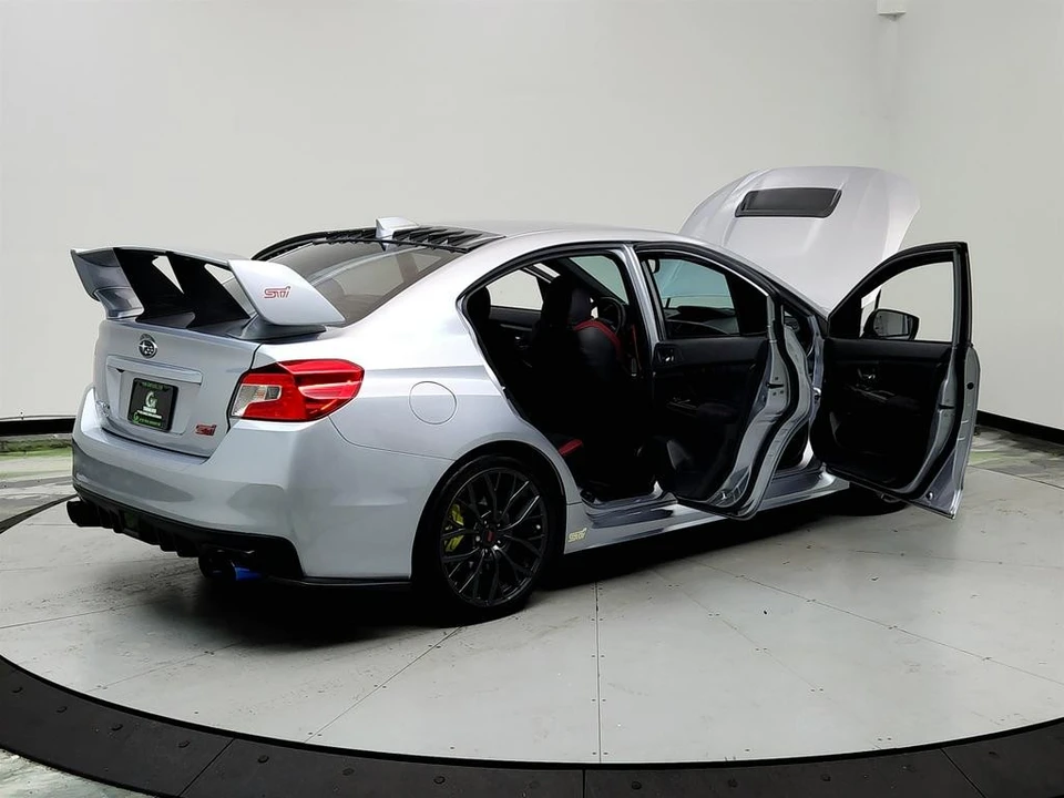 2018 Subaru Impreza WRX STi 3rd Gen - Image 11 of 12