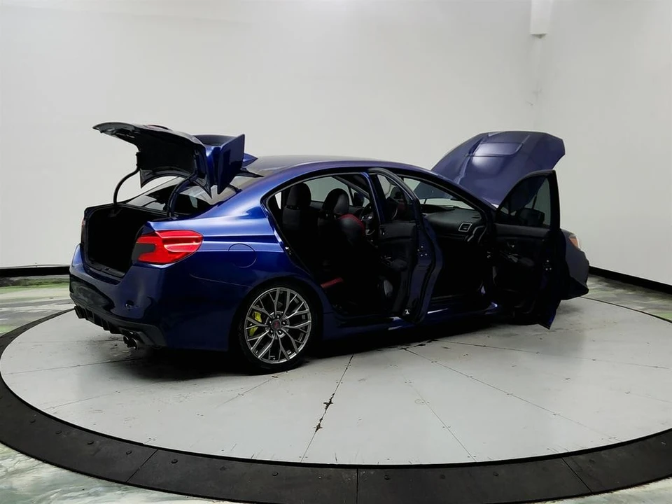 2018 Subaru Impreza WRX STi 4th Gen - Image 11 of 31