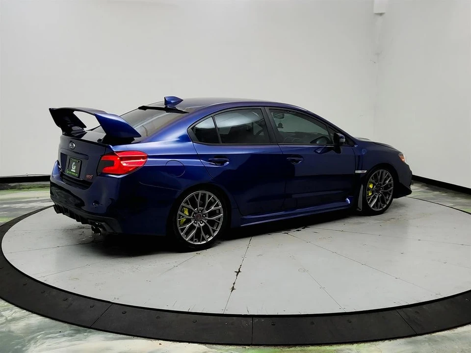 2018 Subaru Impreza WRX STi 4th Gen - Image 5 of 31