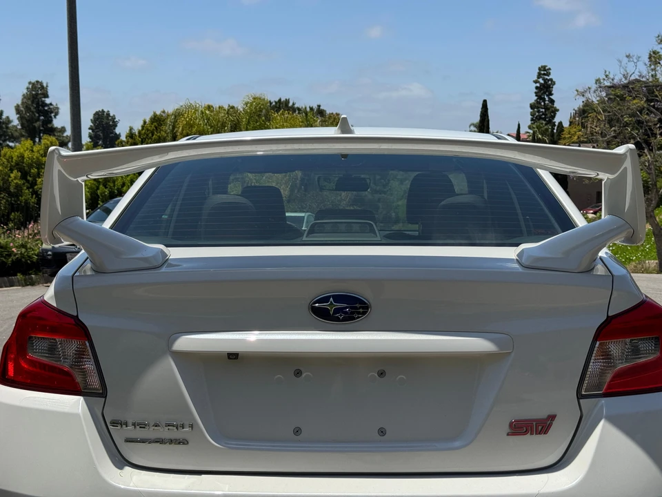 2018 Subaru Impreza WRX STi 3rd Gen - Image 26 of 31