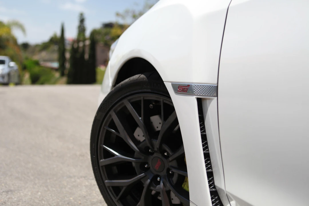 2018 Subaru Impreza WRX STi 3rd Gen - Image 17 of 31