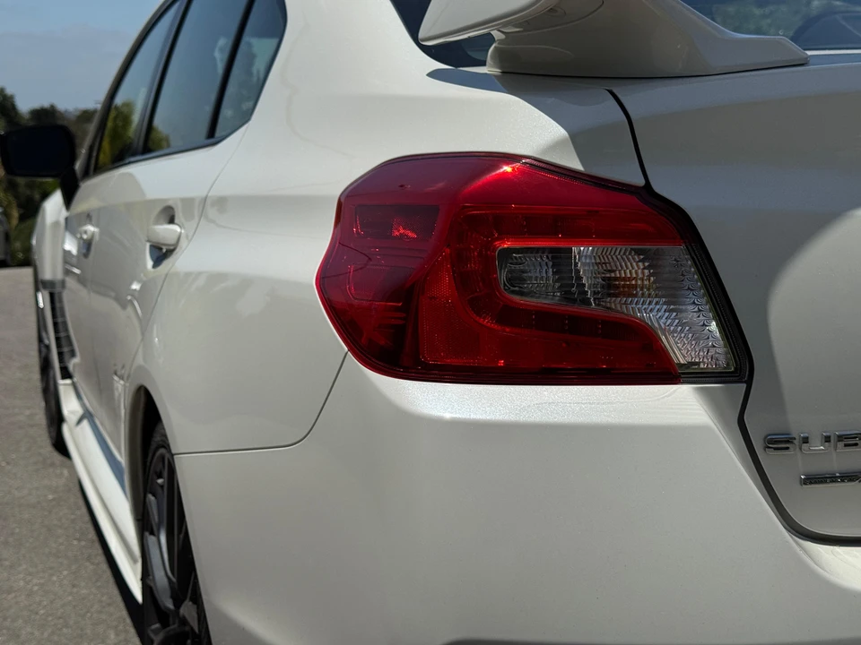 2018 Subaru Impreza WRX STi 3rd Gen - Image 25 of 31