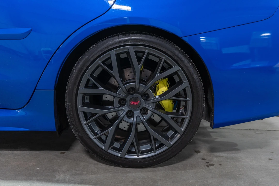 2018 Subaru Impreza WRX STi 4th Gen - Image 27 of 31