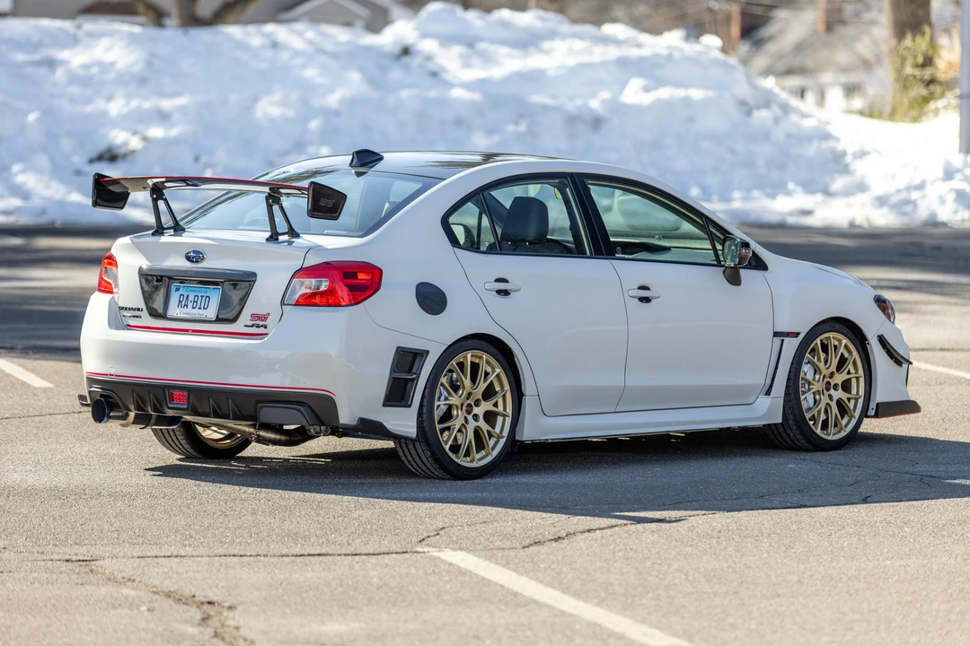 2018 Subaru Impreza WRX STi 4th Gen - Image 9 of 31