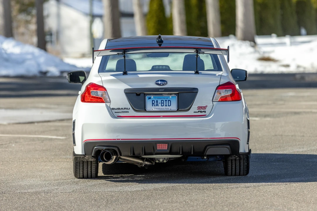 2018 Subaru Impreza WRX STi 4th Gen - Image 5 of 31